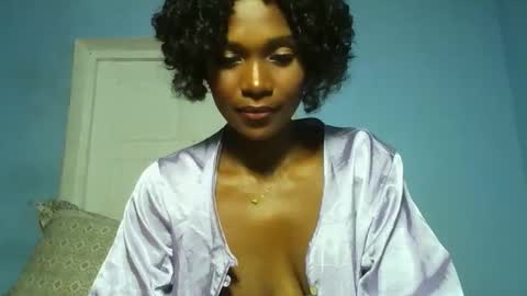 gggloria online show from 12-16-25, 06:35