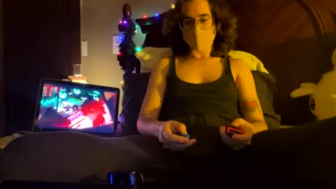 Snapshot of ghostinthebottle chatting on 09-26-25, 03:43 Ghost online show from 09-26-25, 03:43