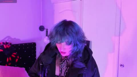 Snapshot of ghosty_doll chatting on 10-20-25, 08:09 Allison online show from 10-20-25, 08:09