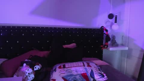 Snapshot of ghosty_doll chatting on 11-03-25, 08:21 Allison online show from 11-03-25, 08:21