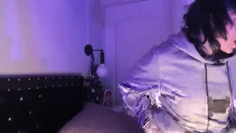 Snapshot of ghosty_doll chatting on 11-24-25, 08:19 Allison online show from 11-24-25, 08:19