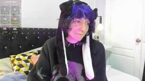 Snapshot of ghosty_doll chatting on 02-17-26, 08:15 Allison online show from 02-17-26, 08:15