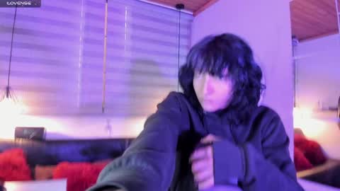 Snapshot of ghosty_doll chatting on 03-17-26, 01:25 Allison online show from 03-17-26, 01:25