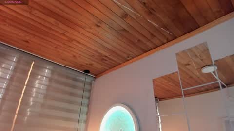 Snapshot of ghosty_doll chatting on 03-27-26, 08:08 Allison online show from 03-27-26, 08:08