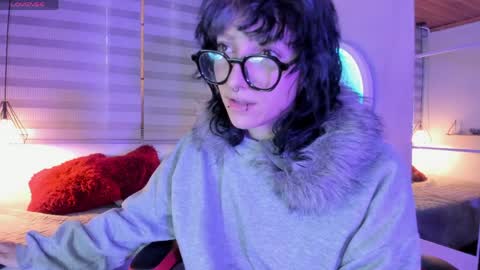 Snapshot of ghosty_doll chatting on 03-28-26, 08:30 Allison online show from 03-28-26, 08:30