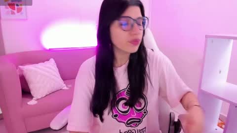 Gia online show from 10-16-25, 11:11