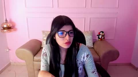 Gia online show from 11-27-25, 11:34