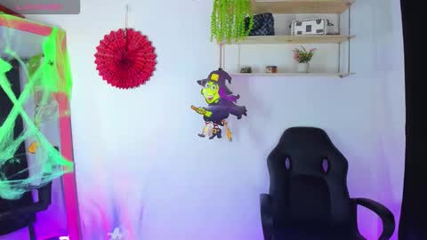 giaaaa   online show from 10-23-25, 11:14