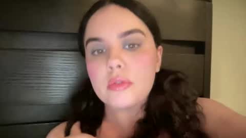 Snapshot of gia_is_horny chatting on 12-07-24, 05:26 The Queen of Squirt online show from 12-07-24, 05:26