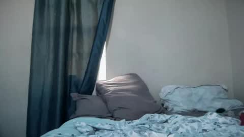 Snapshot of gia_is_horny chatting on 01-25-25, 08:53 The Queen of Squirt online show from 01-25-25, 08:53