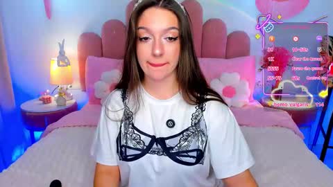 Gia online show from 11-07-25, 01:44