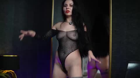 Snapshot of giaeasyice chatting on 12-18-25, 07:09 Gia online show from 12-18-25, 07:09