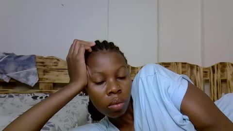 Snapshot of gianna_012 chatting on 02-24-26, 06:44 ENNY online show from 02-24-26, 06:44