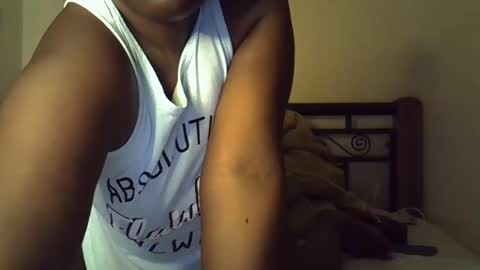 Giannah online show from 10-14-25, 08:31