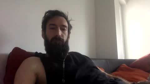 Snapshot of giggy81 chatting on 10-13-25, 11:43 iggy online show from 10-13-25, 11:43