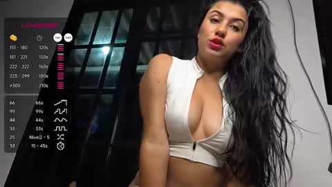 Gigi online show from 12-18-24, 02:32