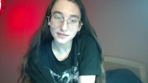 Snapshot of gigi_nix chatting on 11-09-25, 07:45 Gigi online show from 11-09-25, 07:45