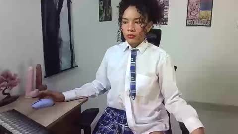 GIGI STCOTT online show from 12-19-25, 02:29