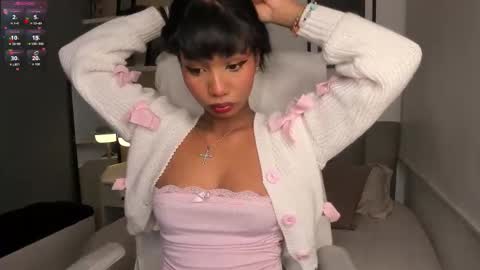 GIGI online show from 10-14-25, 04:46