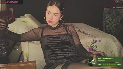 Snapshot of gigifontaine_ chatting on 10-12-25, 07:51 Gigi independet model P online show from 10-12-25, 07:51