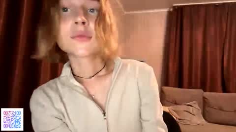 Molly online show from 10-10-25, 07:35