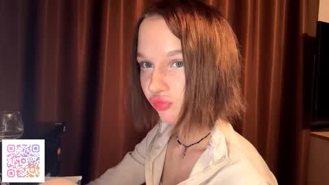 Molly online show from 11-01-25, 06:32