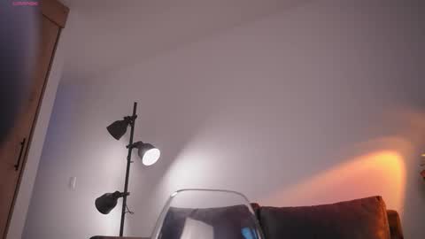 GIGI online show from 10-30-25, 06:52