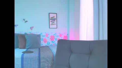 Sharlotte  online show from 11-06-25, 08:43