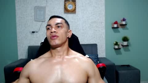 GILBERT online show from 01-11-25, 03:31