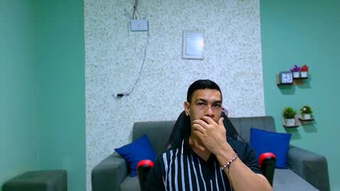 GILBERT online show from 03-04-25, 10:35