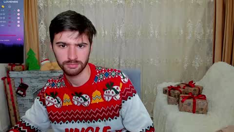 Snapshot of gilbertogonzales chatting on 12-13-24, 04:27 gilbertogonzales online show from 12-13-24, 04:27