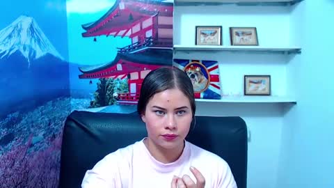  Gina   online show from 12-12-24, 07:48