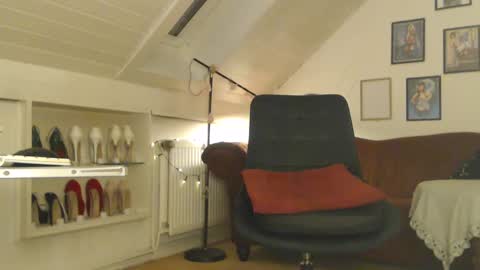 Gina online show from 01-03-25, 09:47