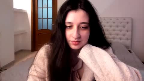 Kate online show from 02-20-25, 01:51