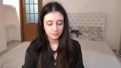 Kate online show from 03-09-25, 11:03