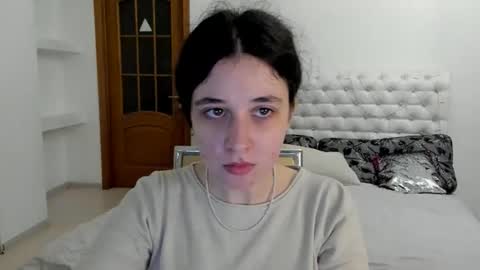 Kate online show from 11-10-25, 08:24