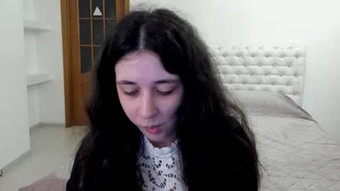 Kate online show from 12-04-25, 09:07