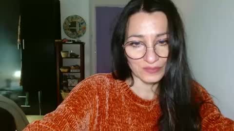 GinaONeon online show from 01-02-25, 08:35