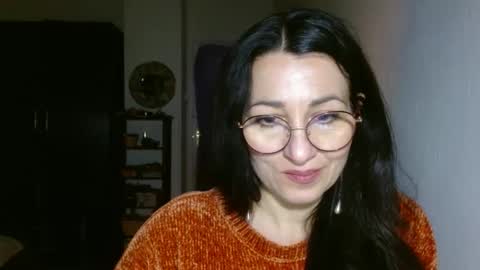 GinaONeon online show from 01-03-25, 09:05