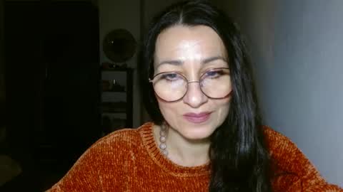 GinaONeon online show from 01-04-25, 08:27