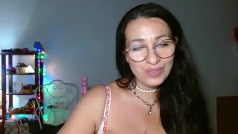 GinaONeon online show from 10-24-25, 06:59
