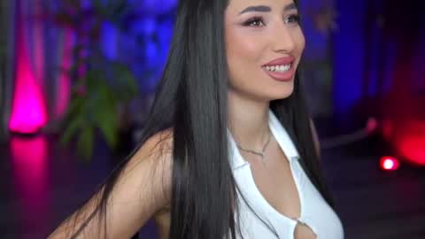 Snapshot of ginavalentinna chatting on 10-15-25, 06:52 Gina online show from 10-15-25, 06:52