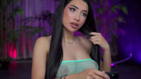 Snapshot of ginavalentinna chatting on 10-22-25, 06:51 Gina online show from 10-22-25, 06:51