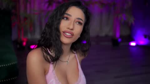 Snapshot of ginavalentinna chatting on 11-05-25, 07:58 Gina online show from 11-05-25, 07:58