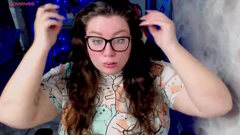 Snapshot of ginger_grayy chatting on 02-09-26, 06:50 Alexa here online show from 02-09-26, 06:50