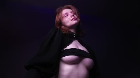        im expecting 350 thumbs up on my altar   online show from 12-22-24, 04:17