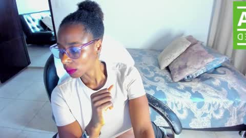 Snapshot of ginger_smil chatting on 03-12-26, 01:06 Diana online show from 03-12-26, 01:06