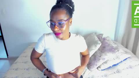 Snapshot of ginger_smil chatting on 03-26-26, 01:17 Diana online show from 03-26-26, 01:17