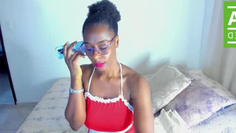 Snapshot of ginger_smil chatting on 03-27-26, 12:49 Diana online show from 03-27-26, 12:49