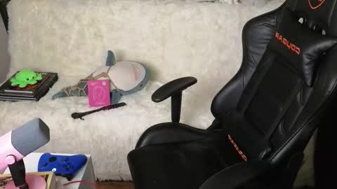 Ginger online show from 11-14-25, 09:30